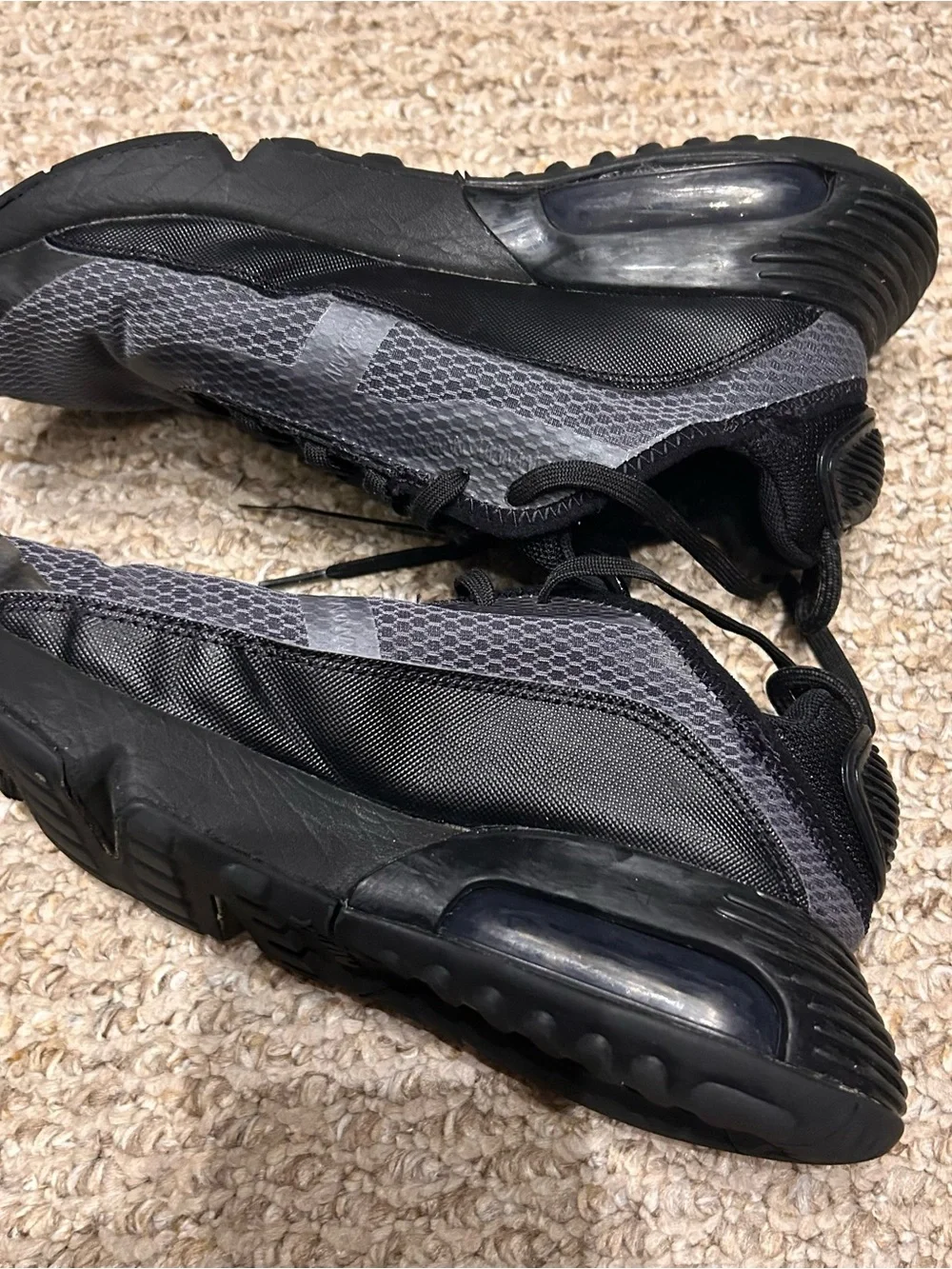 Nike Air Max 2090 Triple Black Anthracite Youth Size 4.5Y Running CJ4066-001